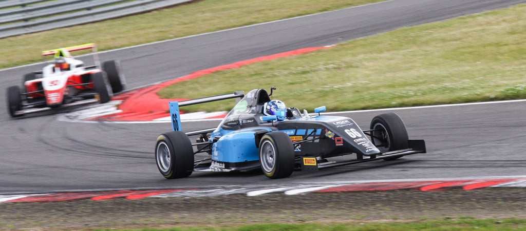 Chloe Grant Faced a Challenging Weekend at the GB4 Snetterton Round